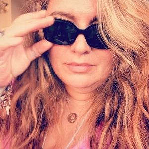 Meet your Posher, Annie